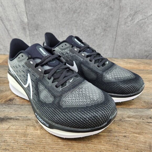 Nike Vomero 17 Size 9.5 Womens Black White Anthracite Running Athletic Shoes - Picture 3 of 10